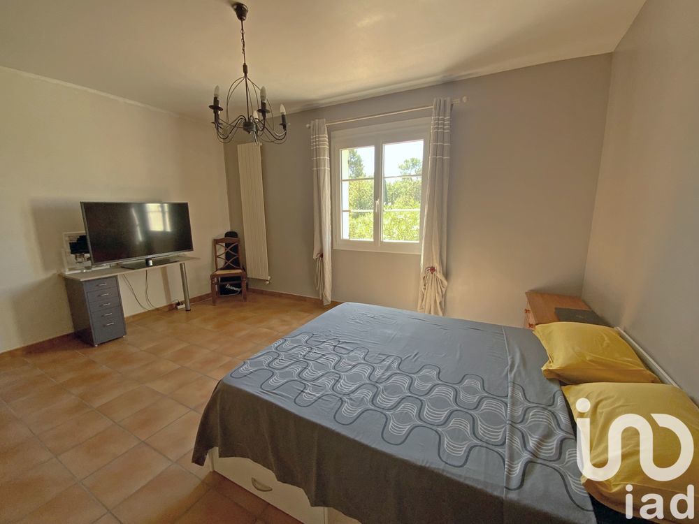 � vendre  Maison Pourri�res (83910)