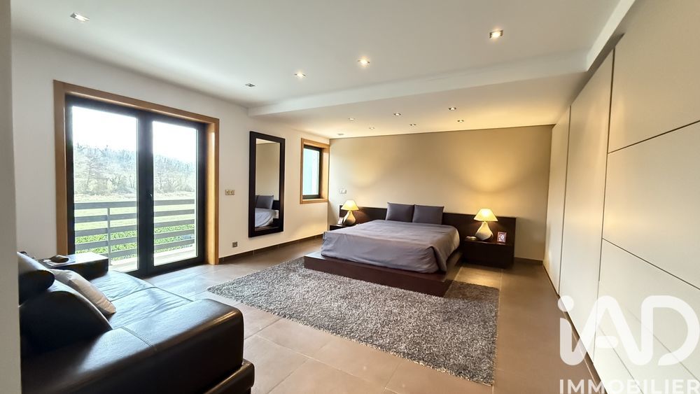 � vendre  Villa Ch�tillon-sur-Marne (51700)