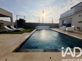  Maison � vendre 9 pi�ces 246 m�