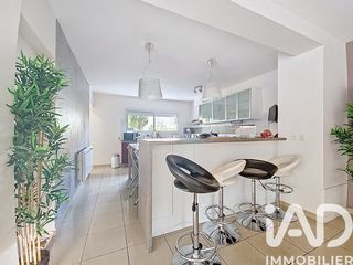  Maison � vendre 7 pi�ces 200 m�