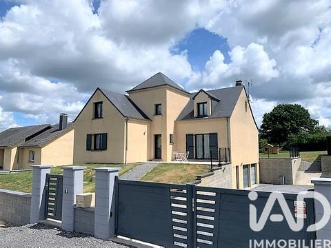   Vente Pavillon 8 pi�ces Maison - 8 pi�ce(s) - 179 m�