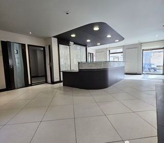  Immeuble � vendre 244 m�