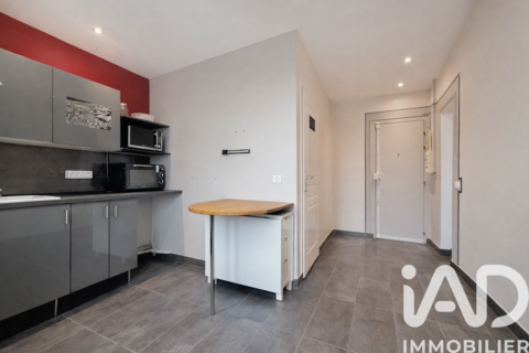   Vente Appartement 3 pi�ces Appartement - 3 pi�ce(s) - 42 m�
