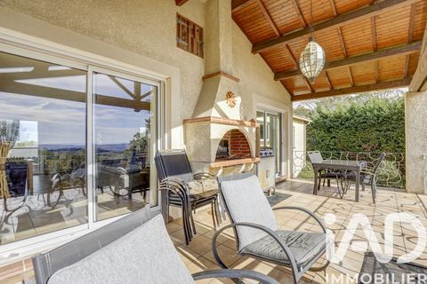   Vente Maison traditionnelle 7 pi�ces Maison - 7 pi�ce(s) - 185 m�