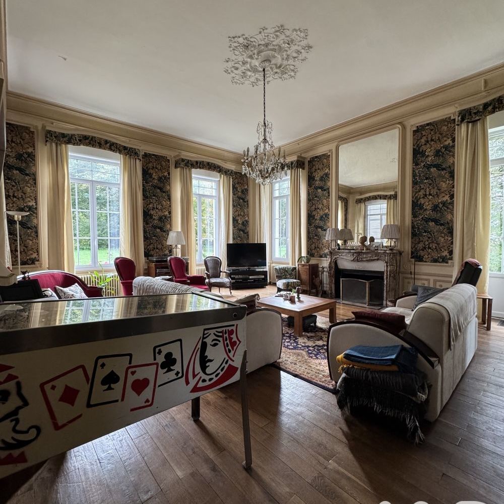 � vendre  Propri�t�/ch�teau Vornay (18130)