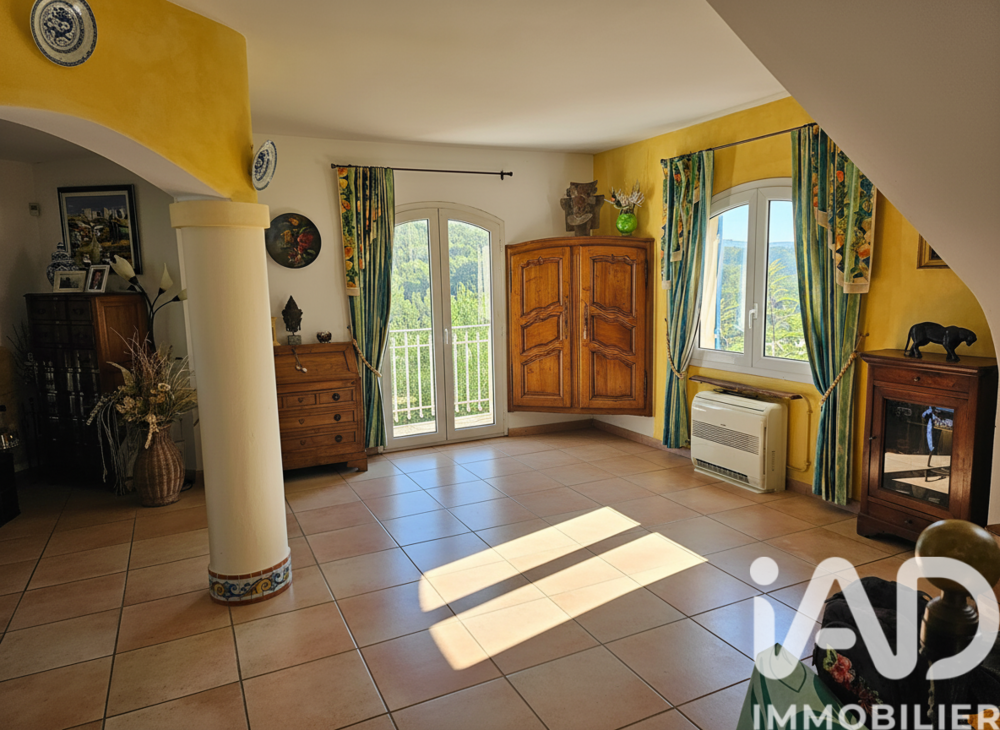 � vendre  Maison Saint-Cyr-sur-Mer (83270)