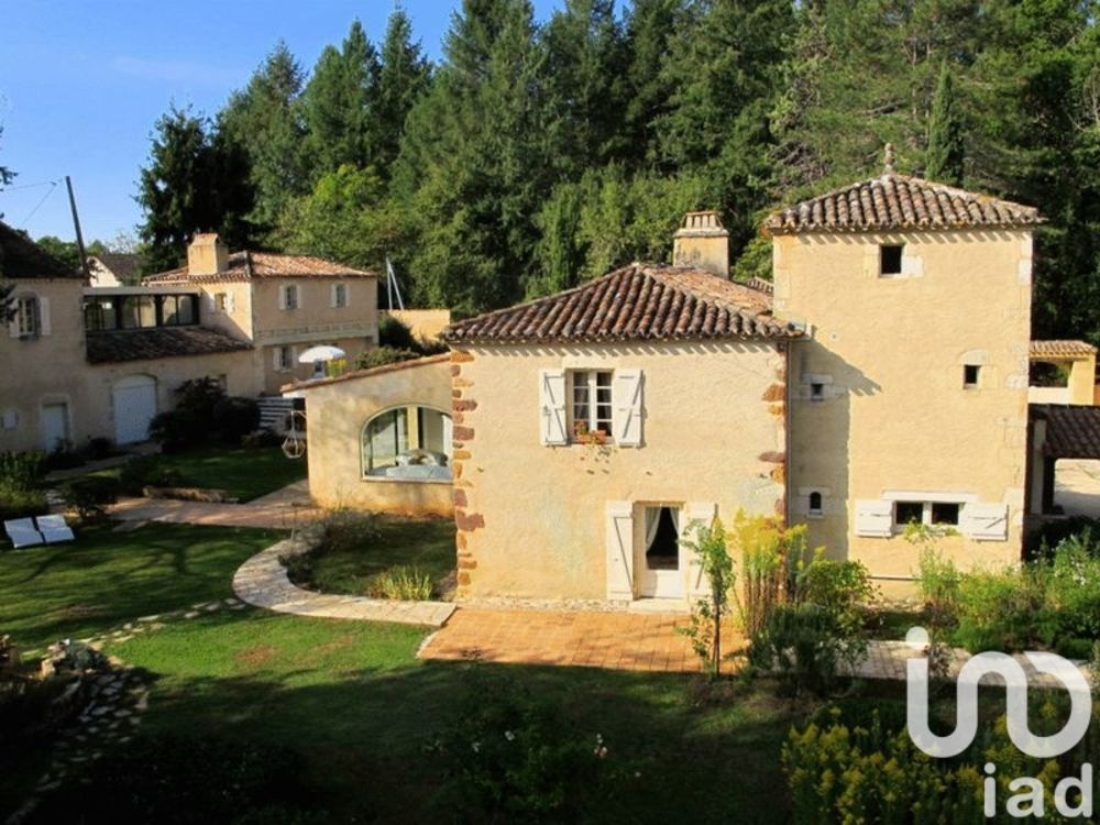 � vendre  Maison Mazeyrolles (24550)