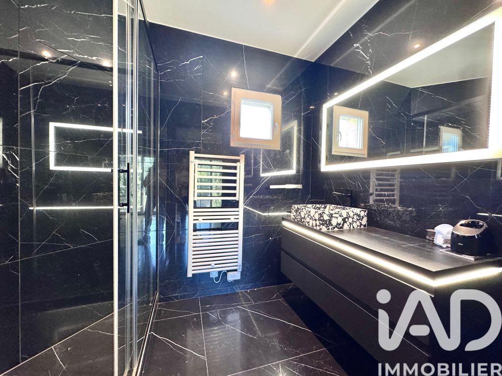 � vendre  Maison Noisy-le-Grand (93160)