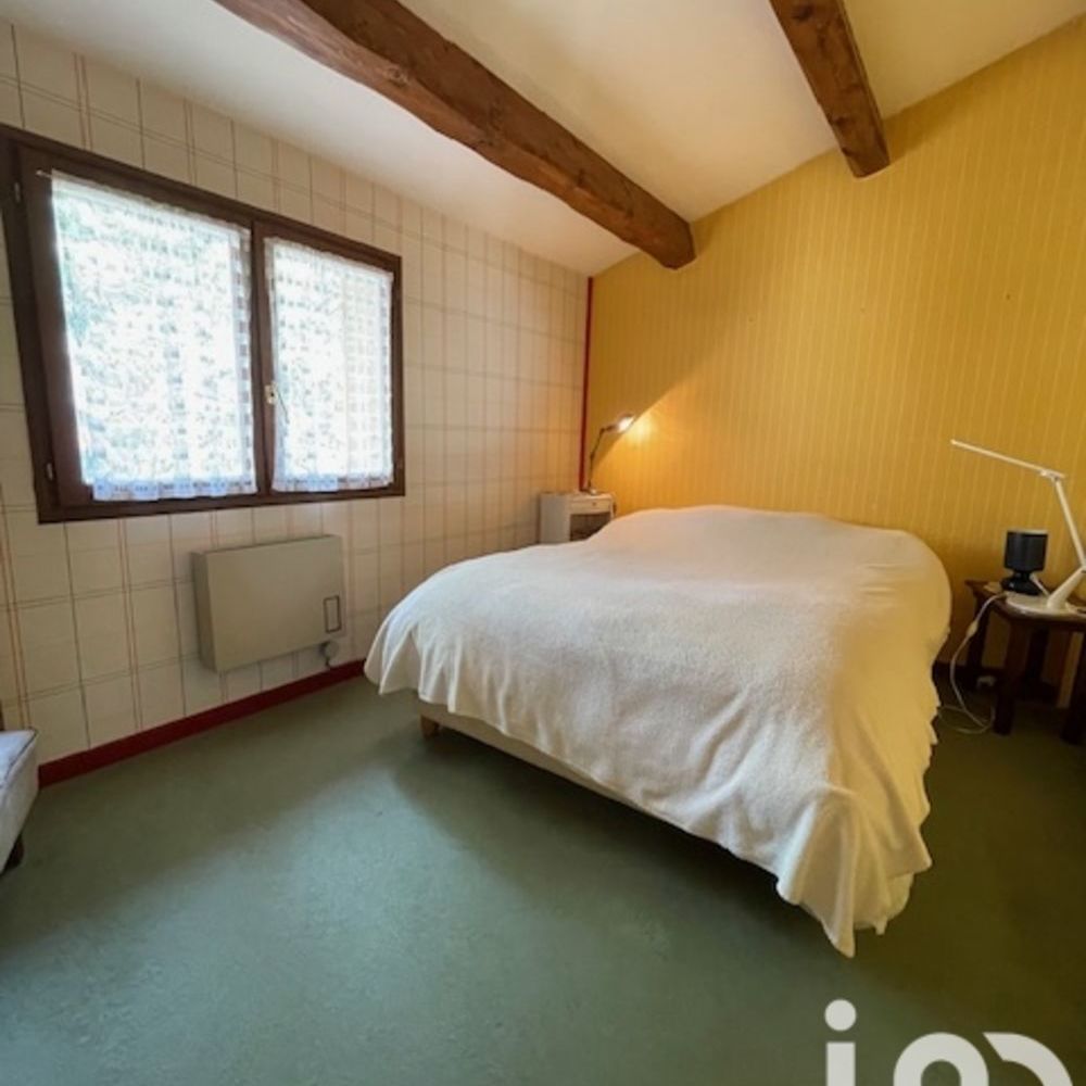 � vendre  Maison �guilles (13510)