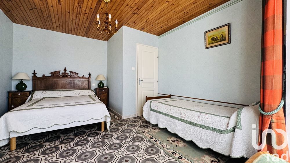 � vendre  Maison Formigu�res (66210)