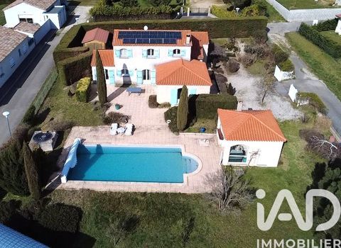   Vente Maison traditionnelle 8 pi�ces Maison - 8 pi�ce(s) - 200 m�