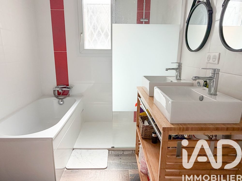 � vendre  Maison P�rigny (17180)