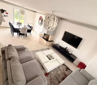  Maison � vendre 6 pi�ces 140 m�