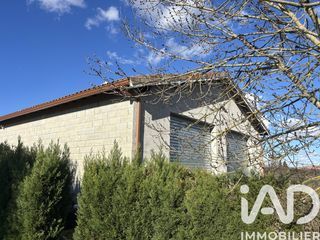  Parking / Garage � vendre 210 m�