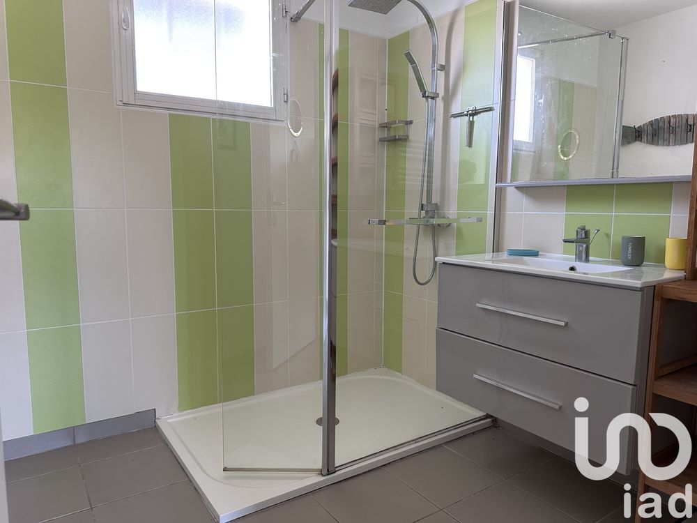 � vendre  Maison Saint-Martin-de-R� (17410)