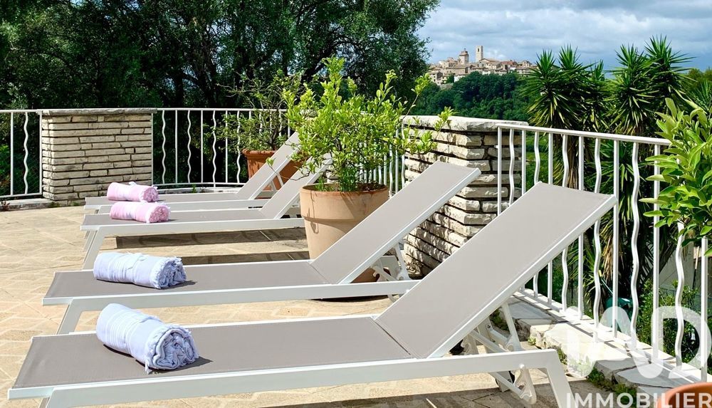 � vendre  Maison Saint-Paul-de-Vence (06570)