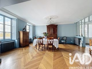  Maison � vendre 9 pi�ces 340 m�