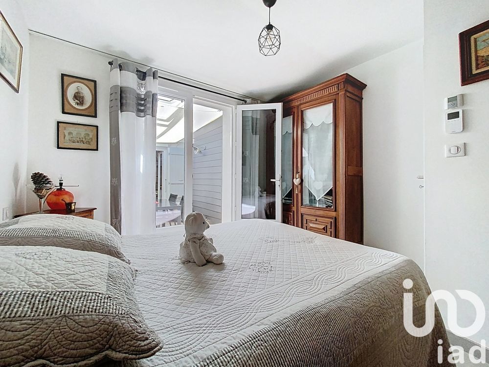 � vendre  Maison Le Bois-Plage-en-R� (17580)