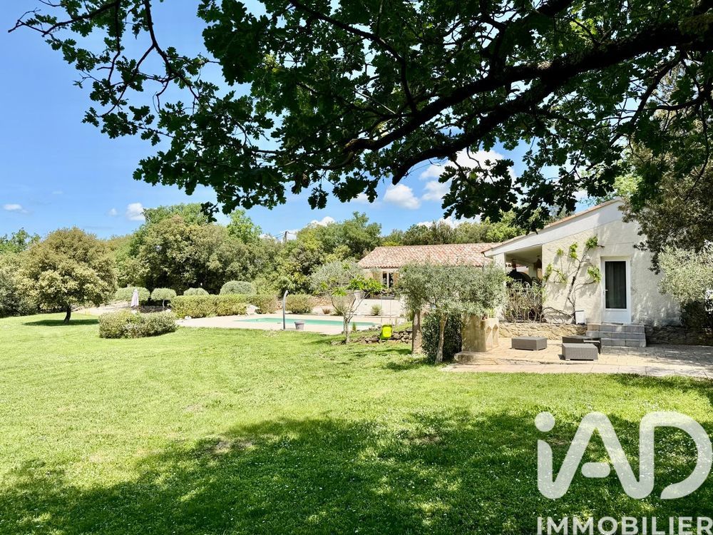 � vendre  Maison N�oules (83136)