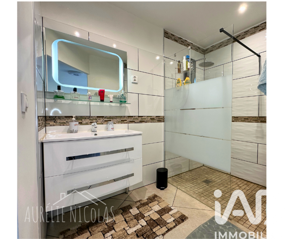 � vendre  Maison Courth�zon (84350)