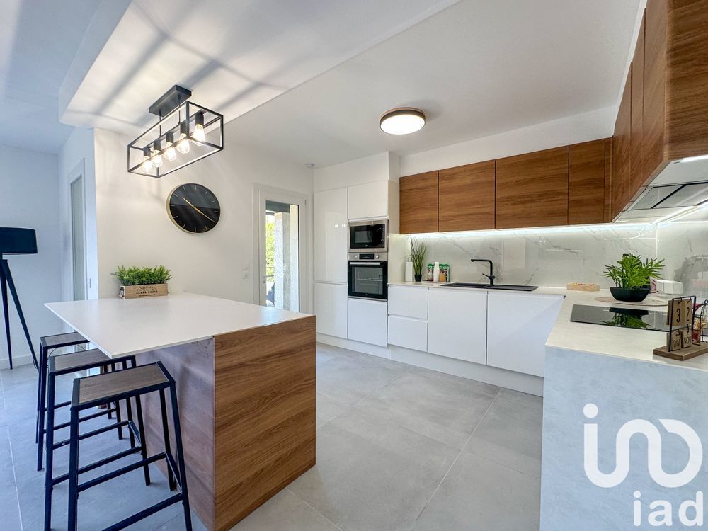 � vendre  Maison Les Adrets-de-l'Est�rel (83600)