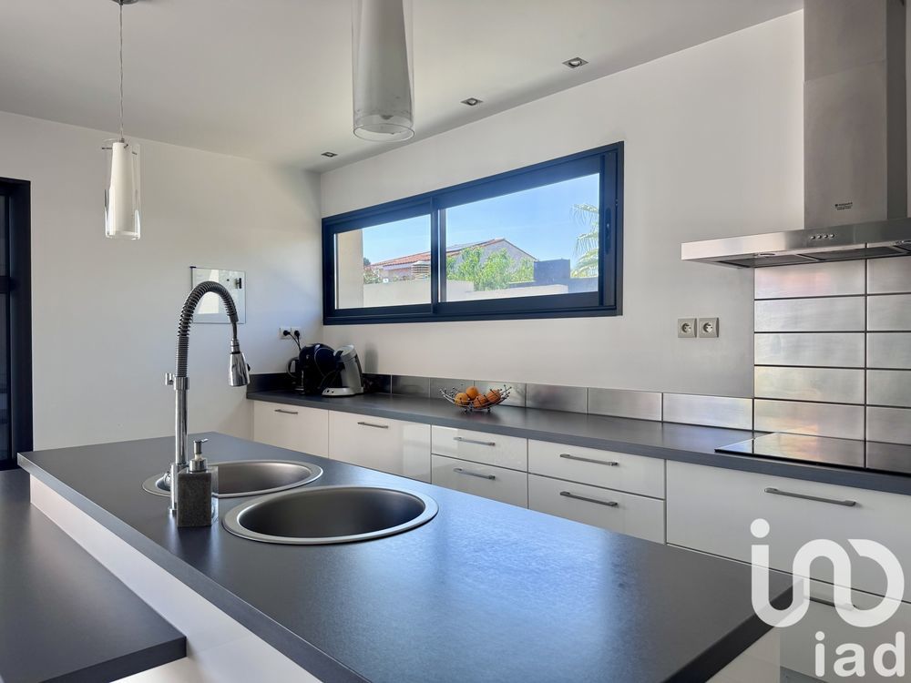 � vendre  Villa Corneilla-la-Rivi�re (66550)