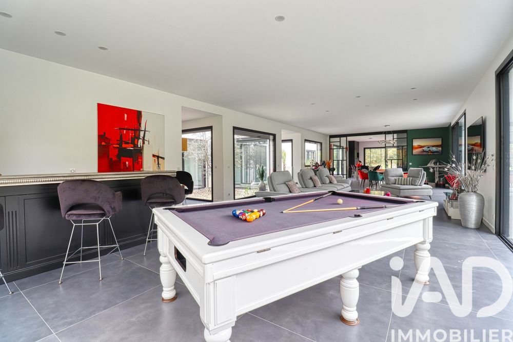 � vendre  Villa Lamorlaye (60260)