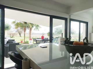  Villa � vendre 6 pi�ces 165 m�