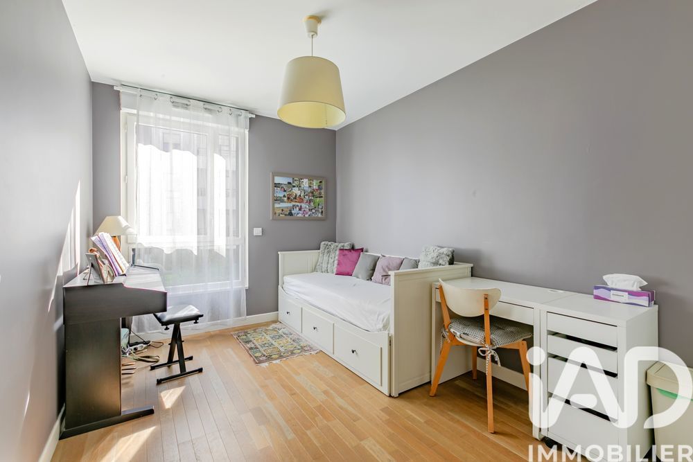 � vendre  Appartement Issy-les-Moulineaux (92130)