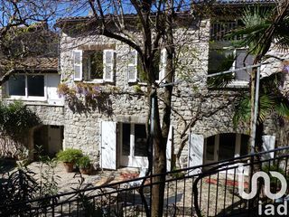  Maison � vendre 10 pi�ces 166 m�