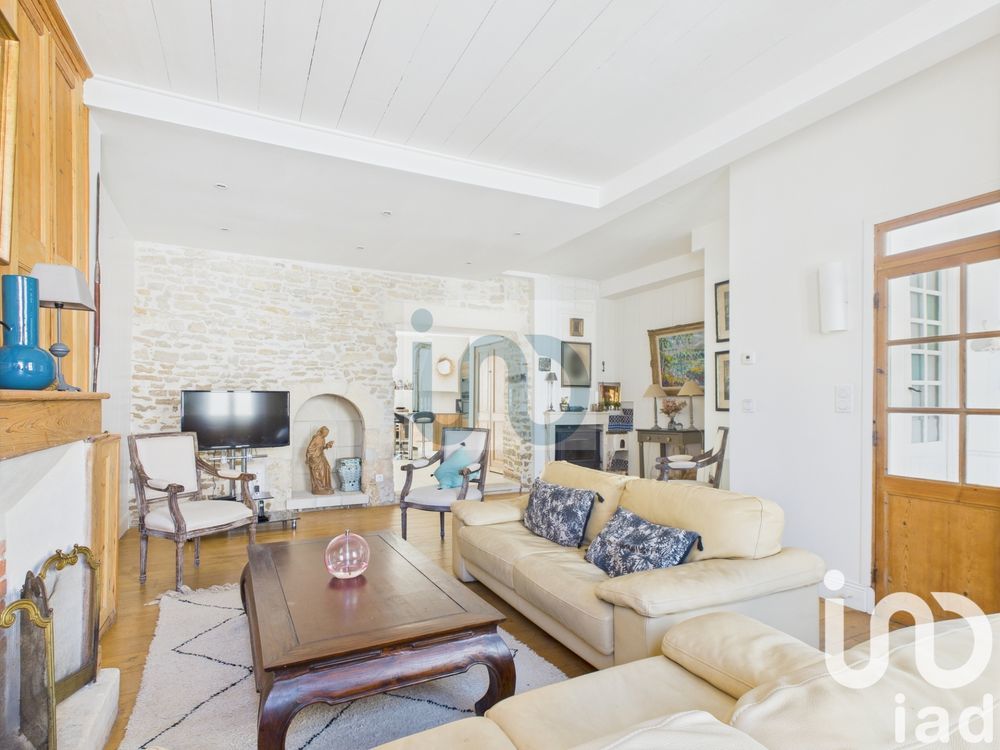 � vendre  Maison Saint-Martin-de-R� (17410)