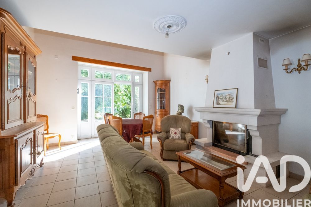 � vendre  Maison Le Bois-Plage-en-R� (17580)