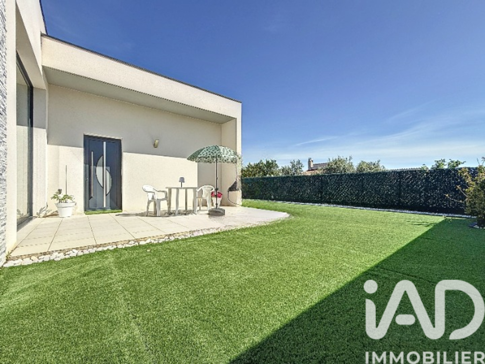 � vendre  Maison Llupia (66300)