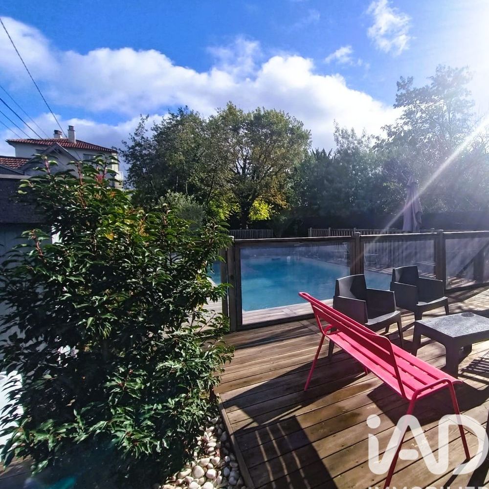 � vendre  Villa Bordeaux (33200)