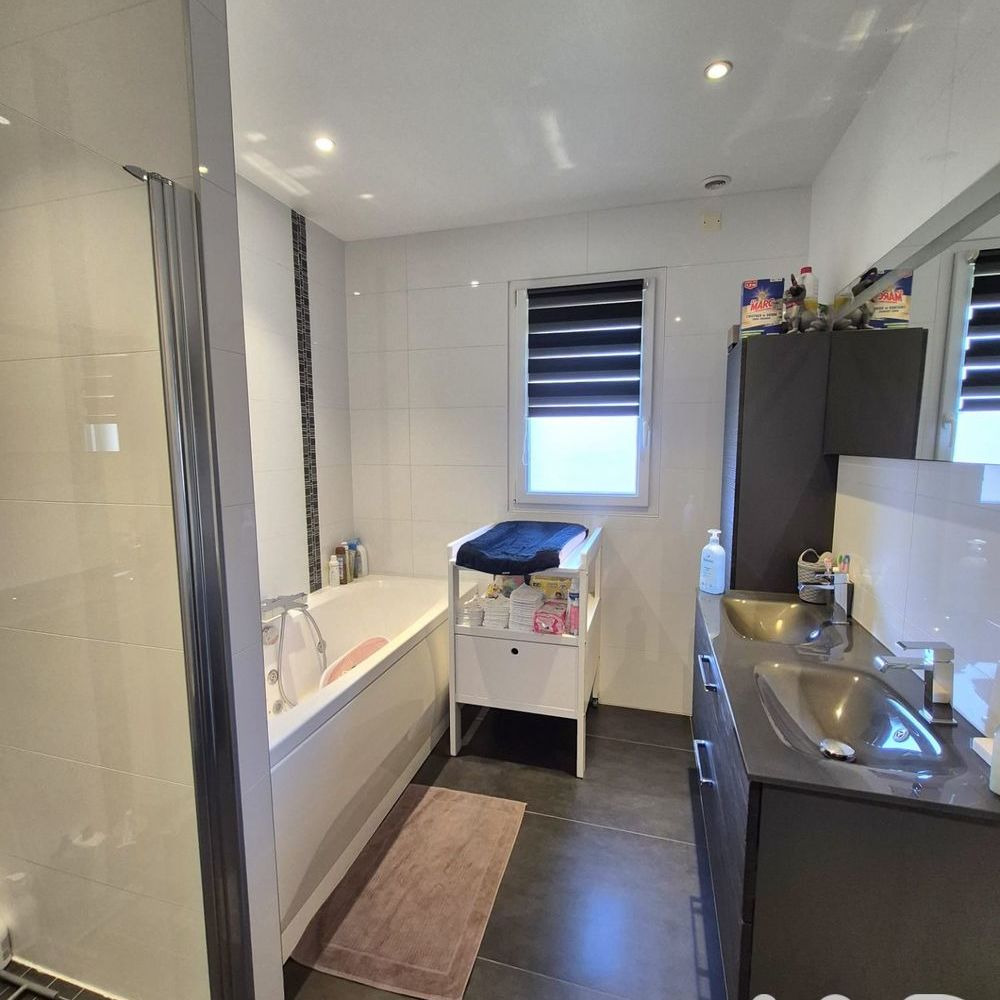 � vendre  Villa Champigny (51370)