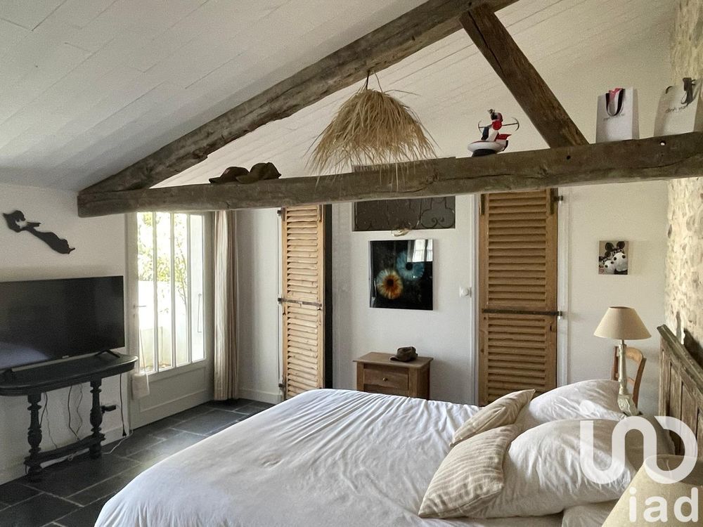 � vendre  Maison Saint-Martin-de-R� (17410)