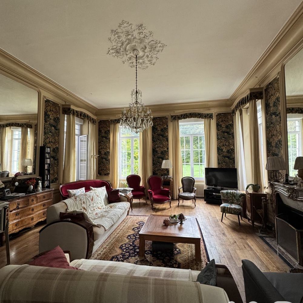 � vendre  Propri�t�/ch�teau Vornay (18130)