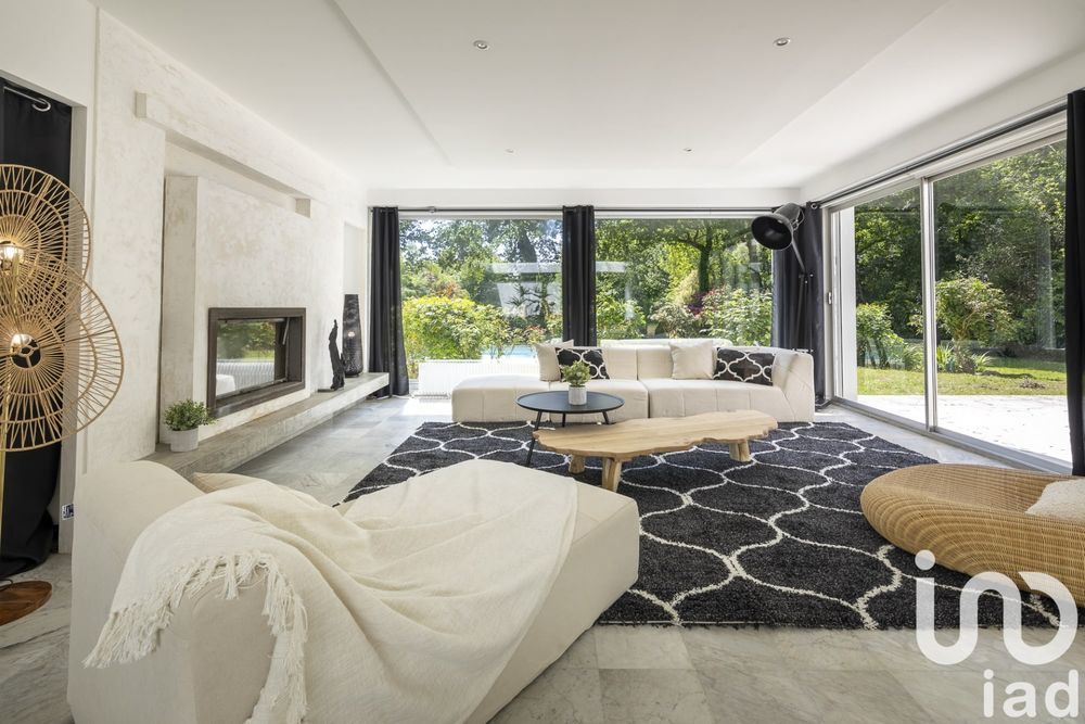 � vendre  Maison Sautron (44880)