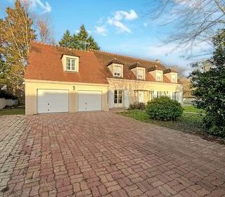  Maison � vendre 9 pi�ces 240 m�