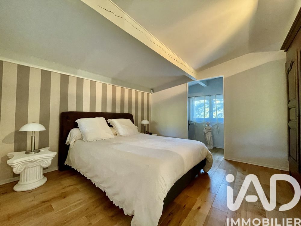 � vendre  Maison La Tour-de-Salvagny (69890)