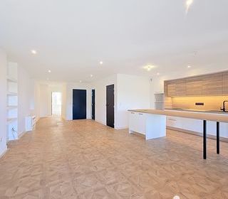  Appartement � vendre 3 pi�ces 81 m�