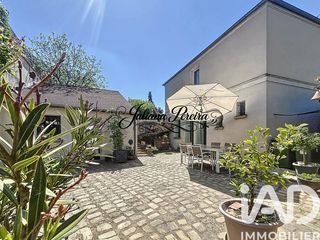  Maison � vendre 9 pi�ces 205 m�