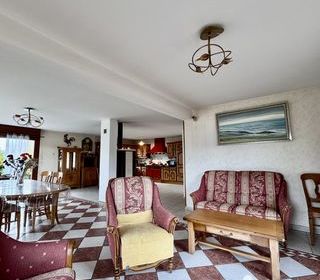  Maison � vendre 10 pi�ces 274 m�