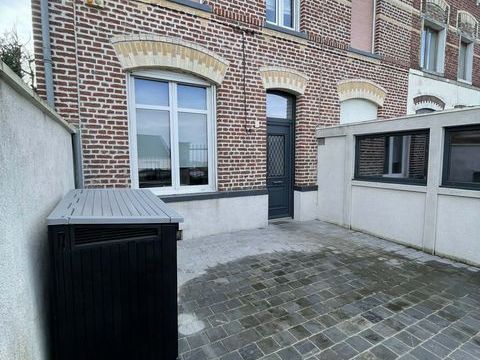  Vente Maison/villa 6 pi�ces Maison - 6 pi�ce(s) - 145 m�