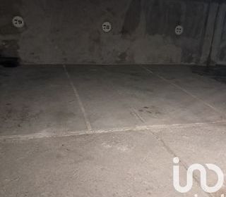  Parking / Garage � vendre 12 m�