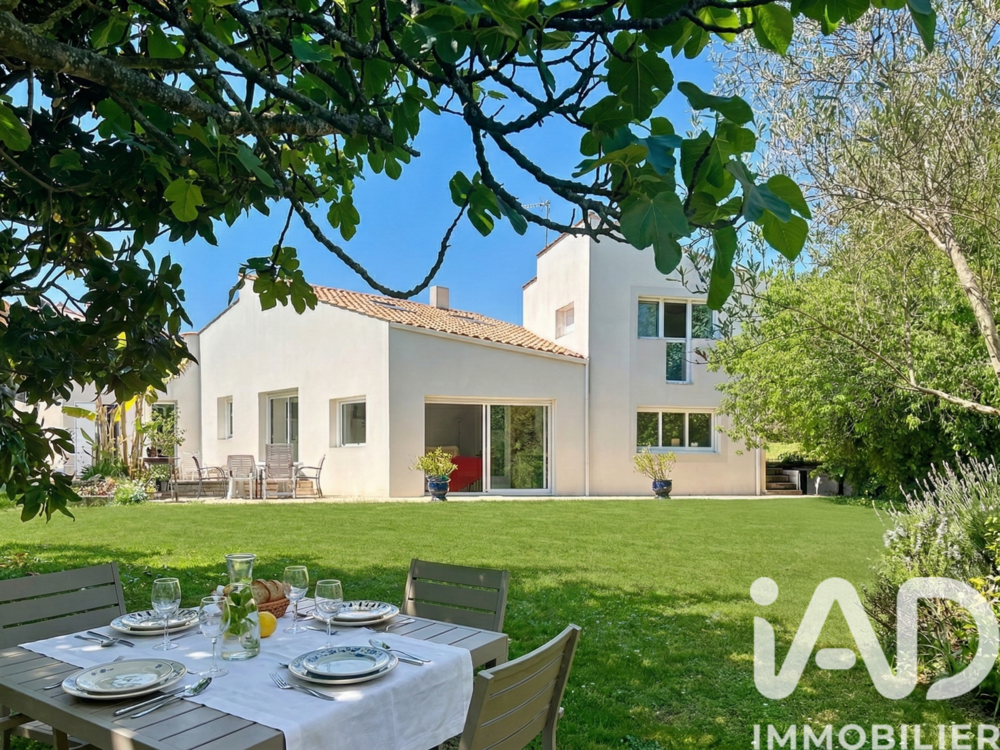 � vendre  Maison Dompierre-sur-Mer (17139)