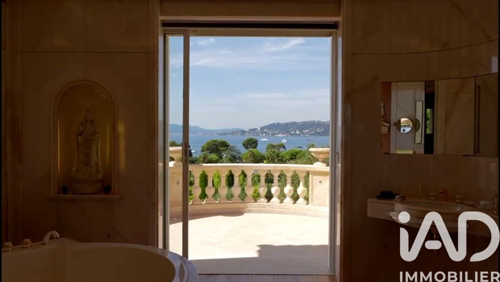 � vendre  Maison Antibes (06600)