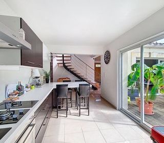  Maison � vendre 6 pi�ces 201 m�