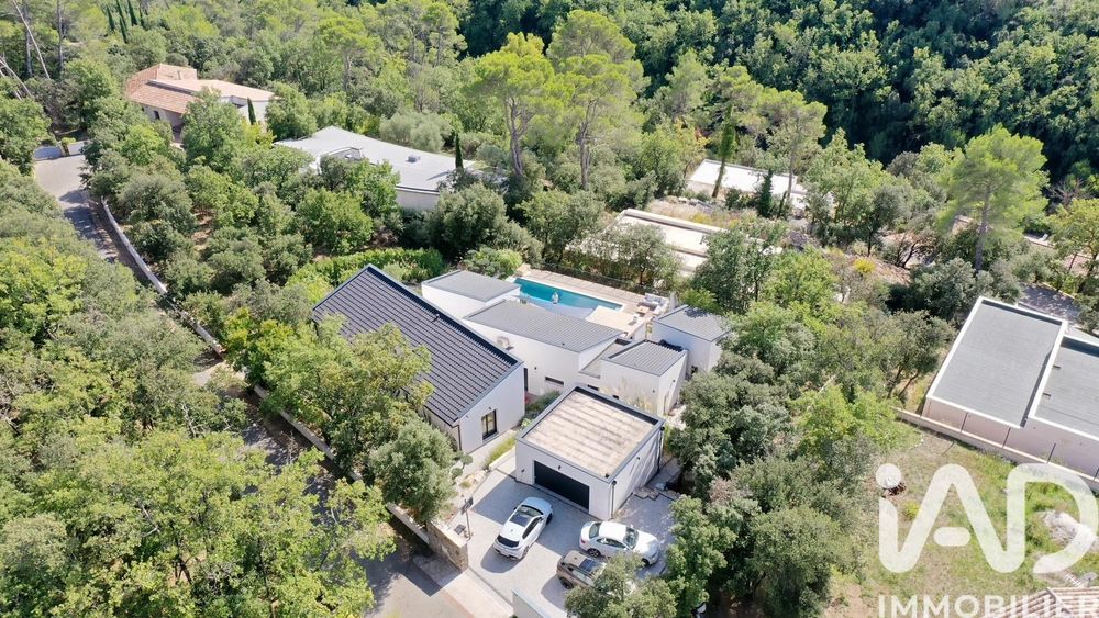 � vendre  Villa Flassans-sur-Issole (83340)