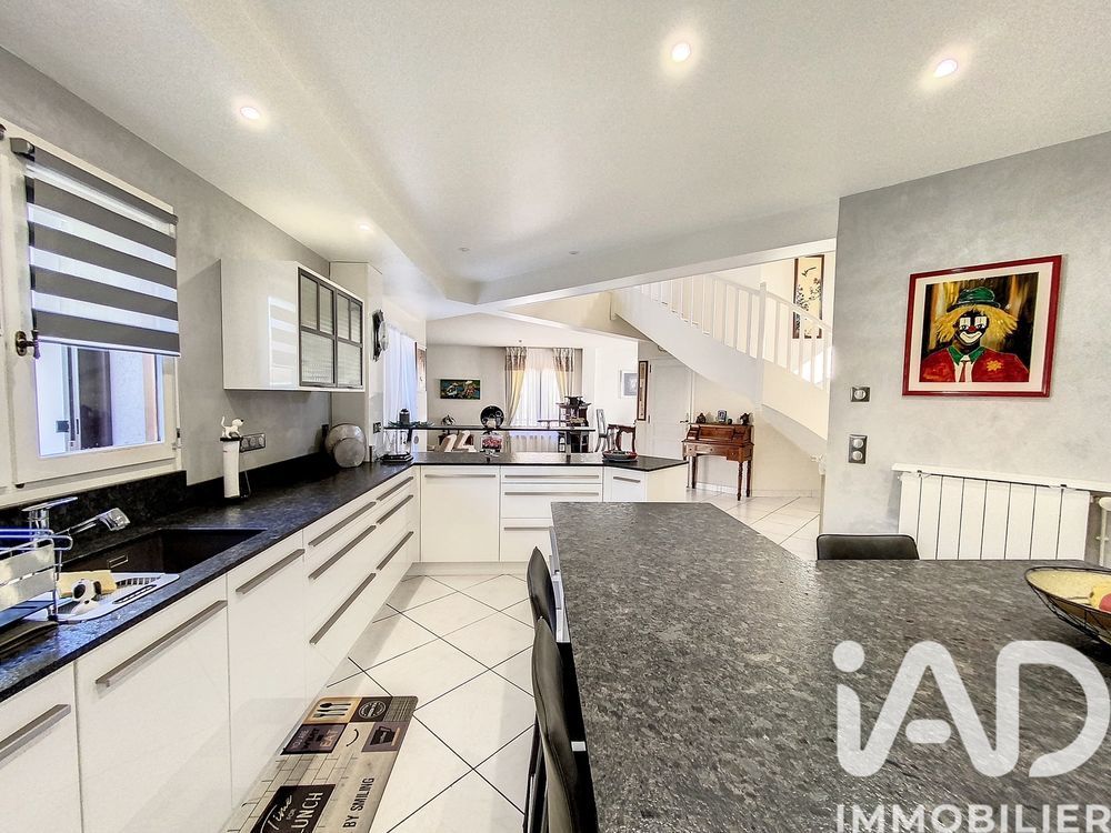 � vendre  Villa Saint-Denis (93200)